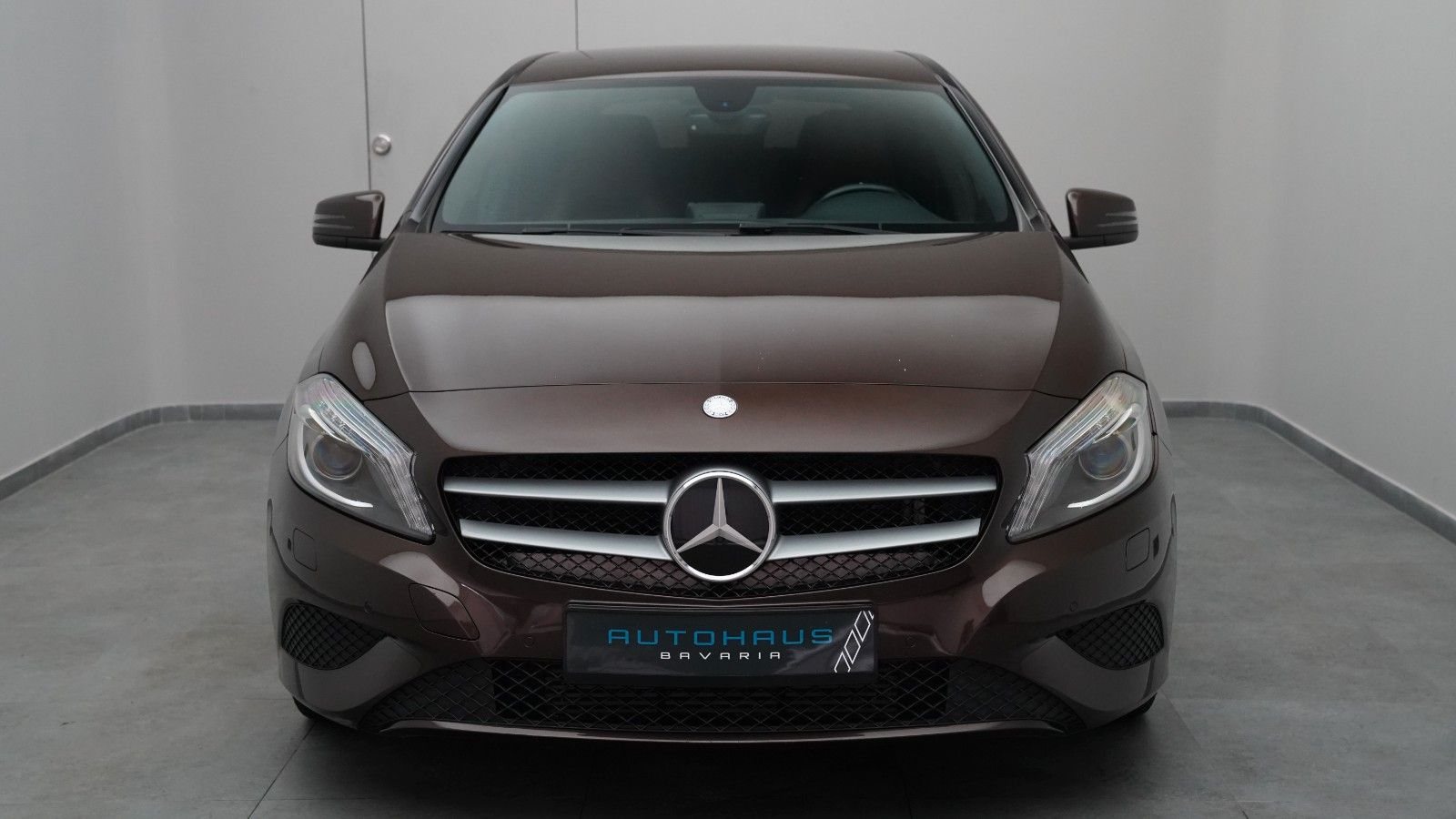 Mercedes-Benz A 200 BlueEfficiency · EXKLUSIV-PAKET · BI-XENON · PDC