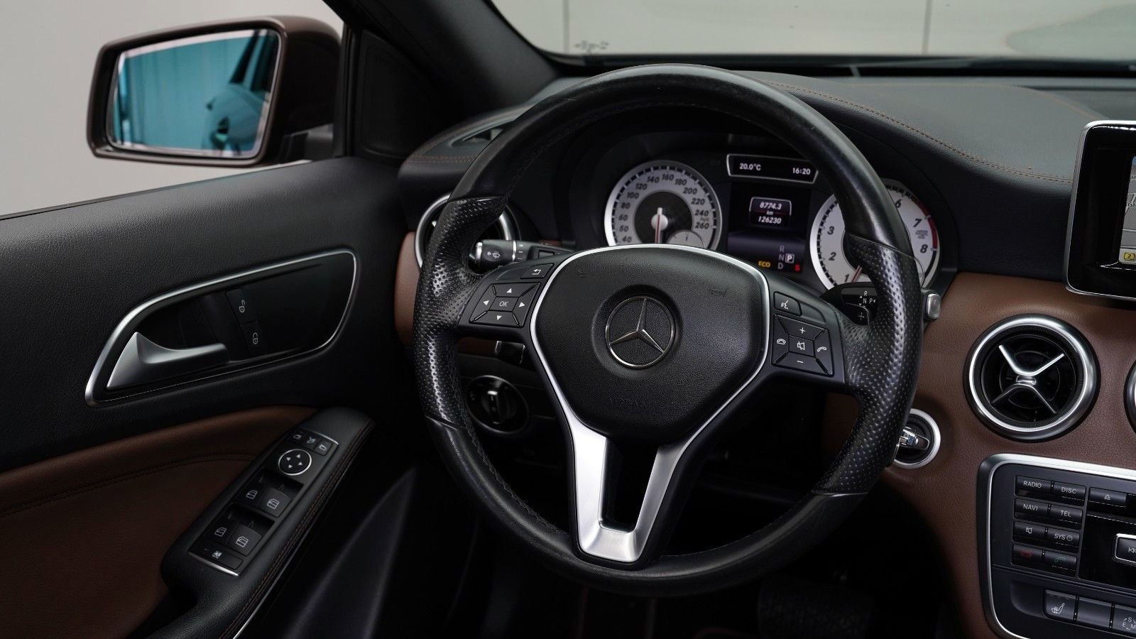 Mercedes-Benz A 200 BlueEfficiency · EXKLUSIV-PAKET · BI-XENON · PDC