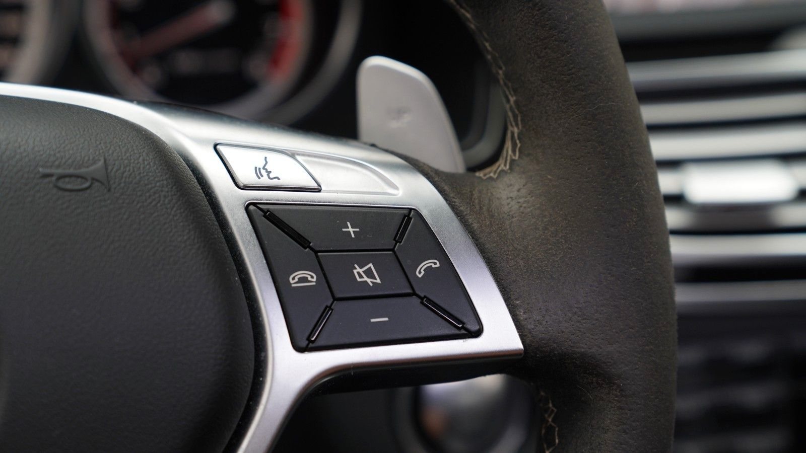 Mercedes-Benz E 63 AMG S 4Matic Limousine · HARMAN/KARDON · KAMER