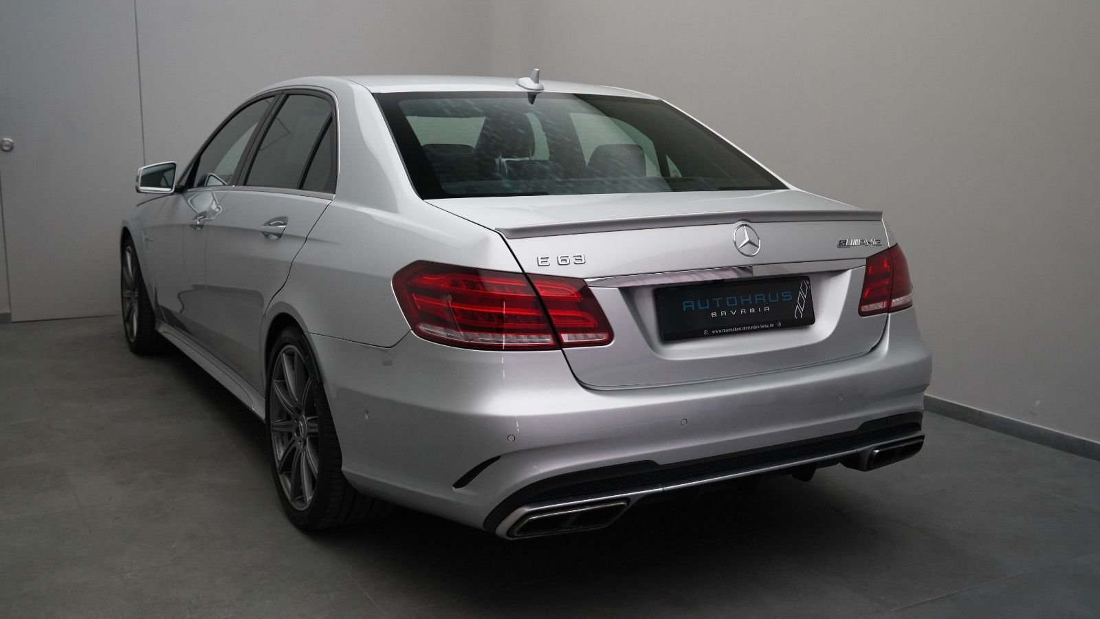 Mercedes-Benz E 63 AMG S 4Matic Limousine · HARMAN/KARDON · KAMER