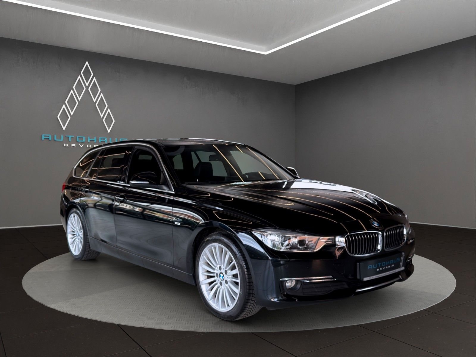 BMW 320d Touring · LUXURY-LINE · PDC · KLIMA