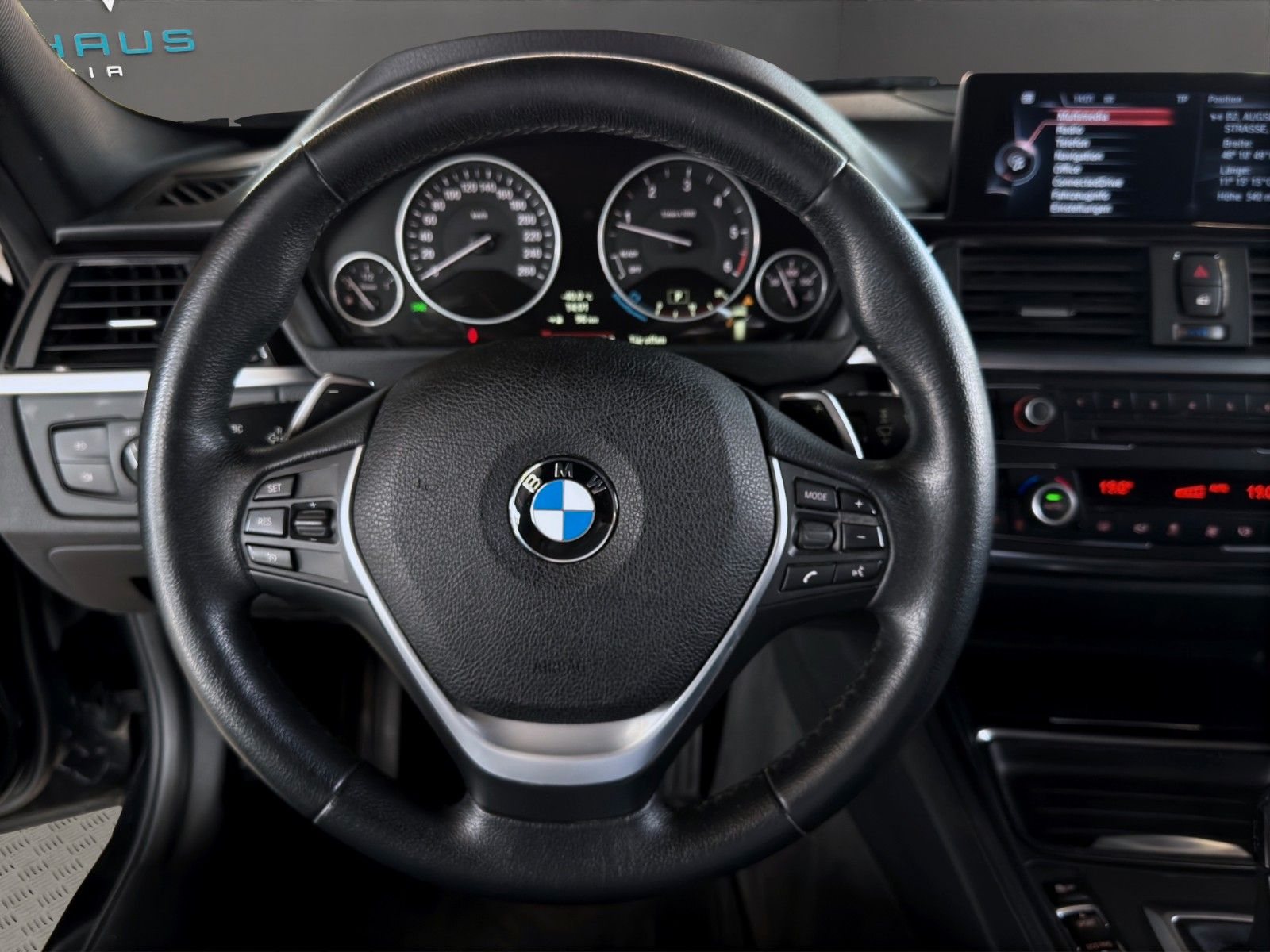BMW 320d Touring · LUXURY-LINE · PDC · KLIMA